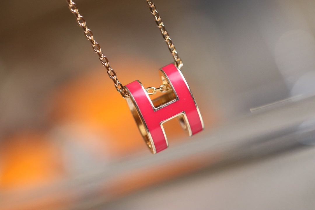 Mysitc POP H PEDANT PINK GOLD