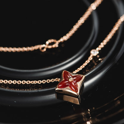 Mysitc STAR NECKLACE PINK GOLD 1 DIAMOND