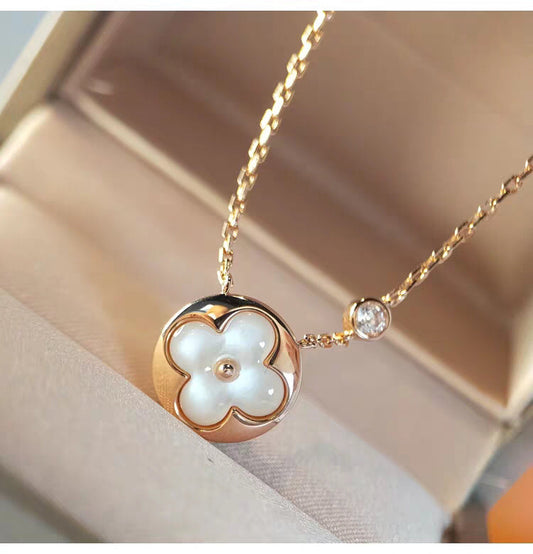 Mysitc SUN MOP GOLD 1 DIAMOND NECKLACE