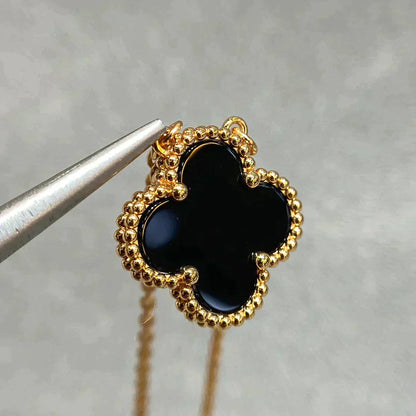 Mysitc CLOVER 15MM ブラックオニキス シングル フラワー ネックレス