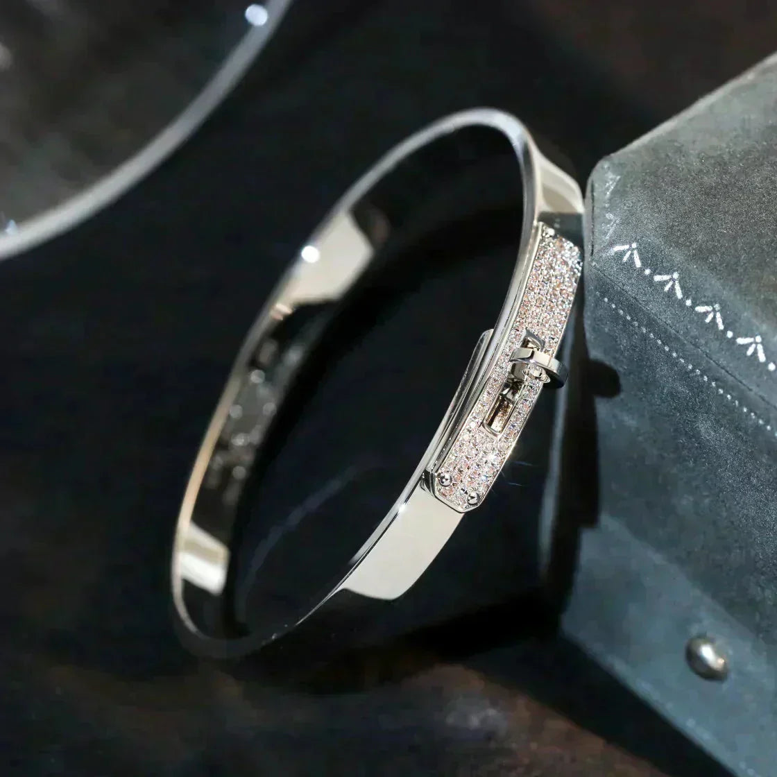 Mysitc KELLY SILVER DIAMOND BRACELET