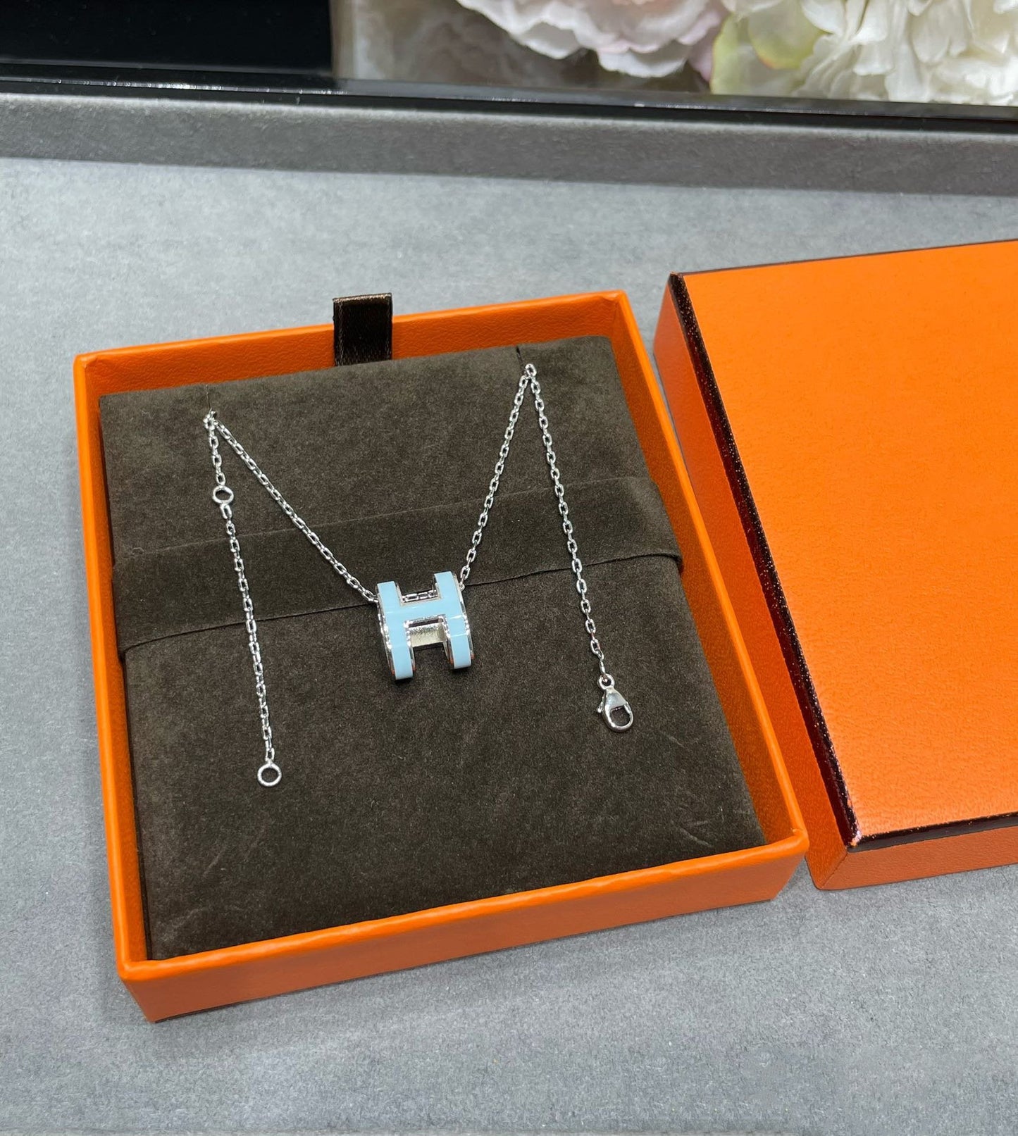 Mysitc POP H SKY BLUE NECKLACE