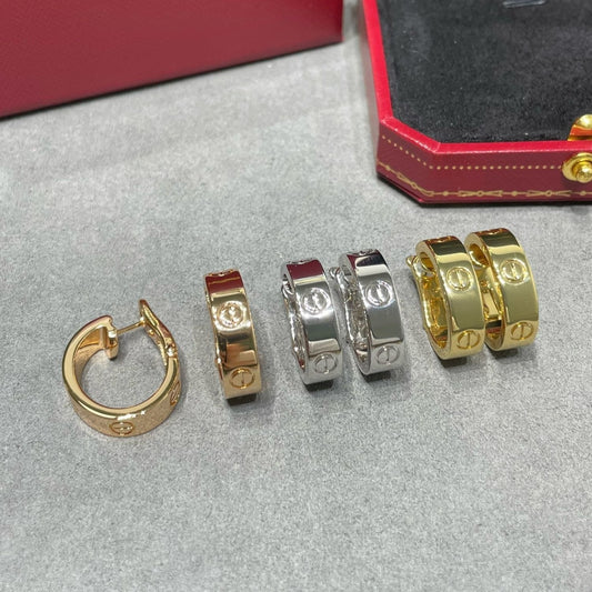 Mysitc LOVE 5.5MM EARRINGS