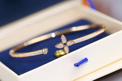 Mysitc IDYLLE PINK GOLD OPEN BRACELET DIAMOND PAVED