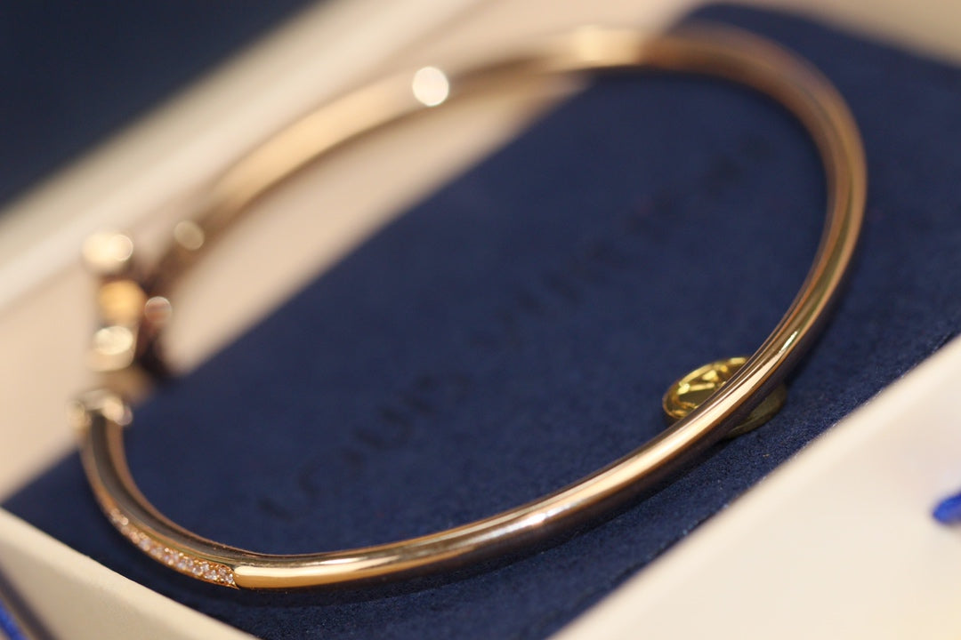 Mysitc IDYLLE PINK GOLD OPEN BRACELET DIAMOND PAVED