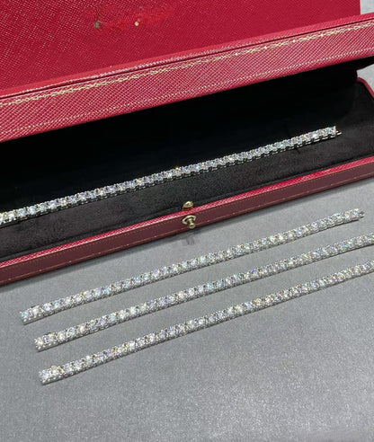 [Mysitc ]TENNIS BRACELET WITH FULL DIAMOND SETTING