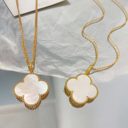 Mysitc CLOVER 25MM MOP LARGE PENDANT NECKLACE