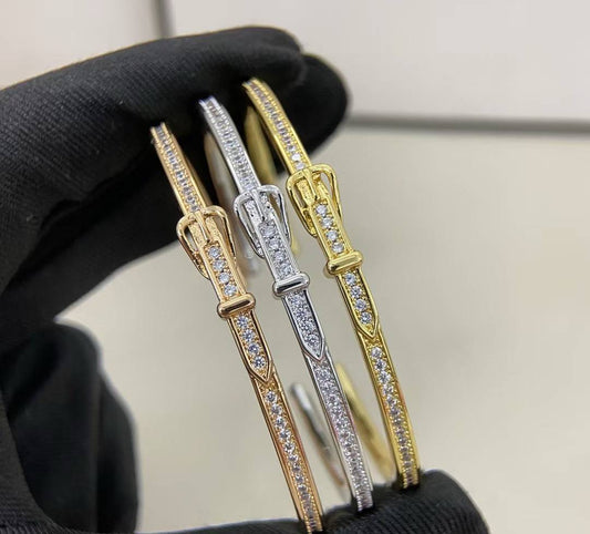 [Mysitc ] DIAMOND-ENCRUSTED BRACELET THREE COLORS