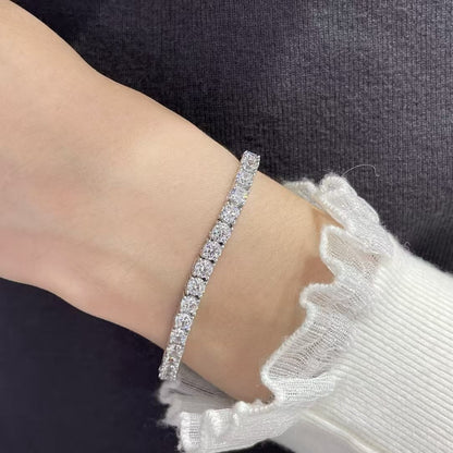 [Mysitc ]TENNIS BRACELET WITH FULL DIAMOND SETTING