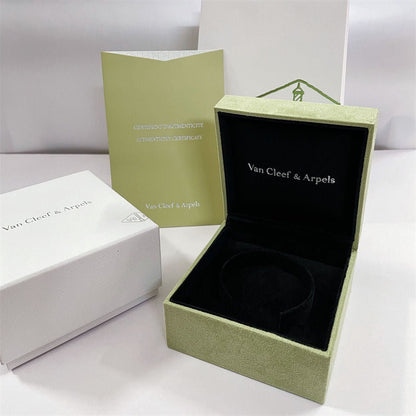 Mysitc VA CLOVER BRACELET NECKLACE RING BOX GIFT BAG