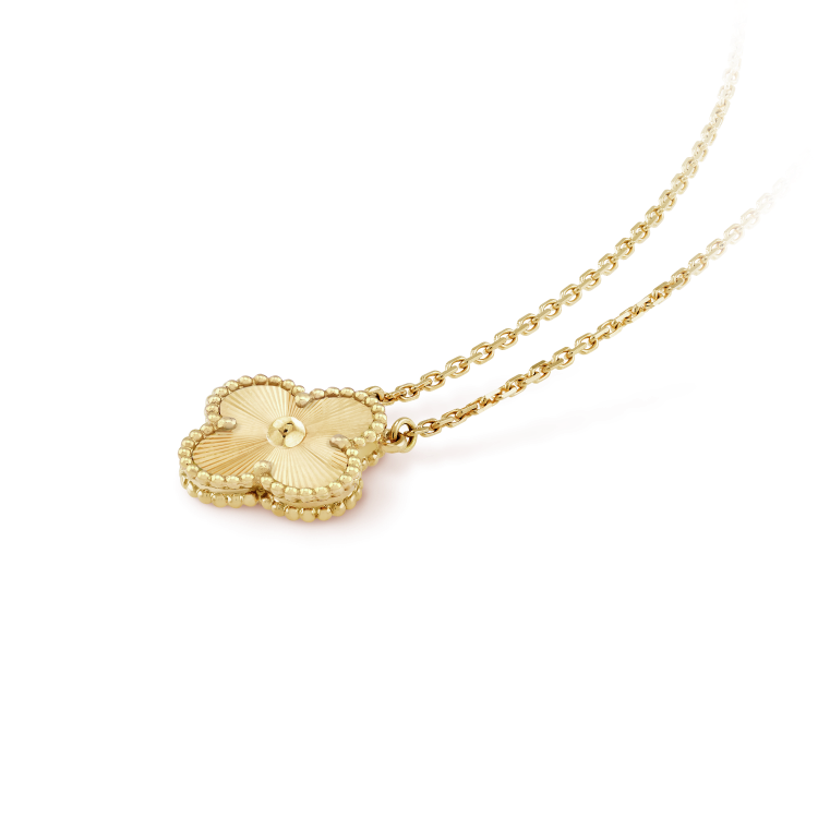 Mysitc CLOVER 15MM LASER NECKLACE