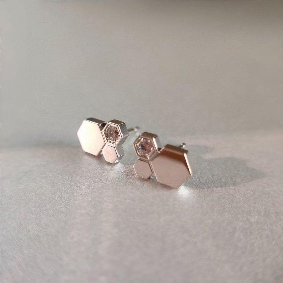 Mysitc BEE LOVE SILVER DIAMOND EARRINGS