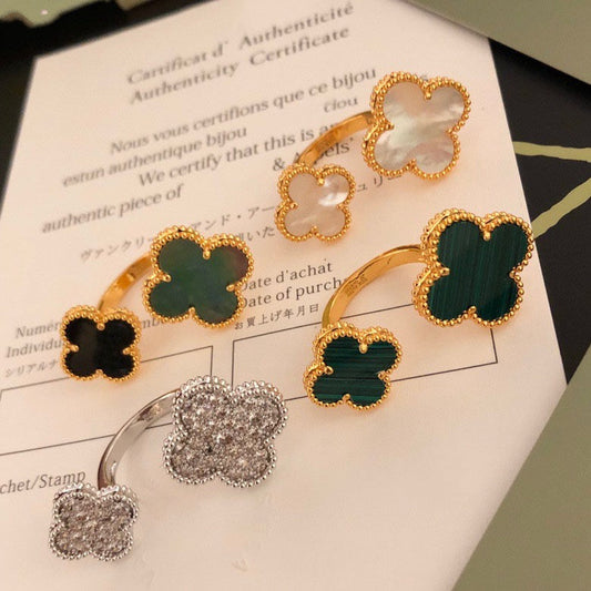 Mysitc CLOVER BETWEEN THE FINGER RING